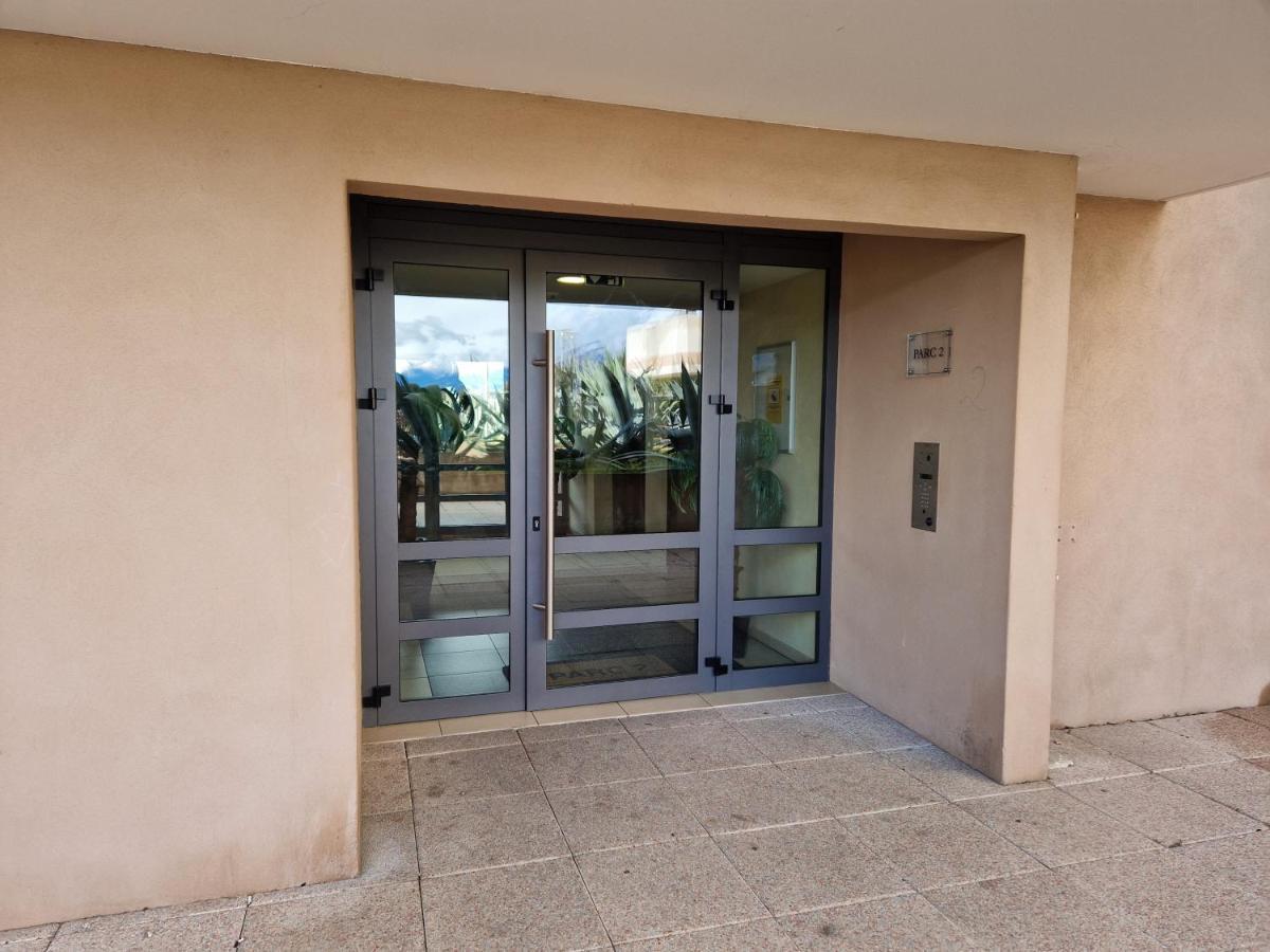 Studio Climatise Parking Gratuit Sarrola-Carcopino Bagian luar foto